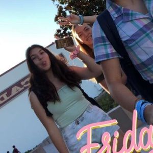 Meet your Posher, Natel